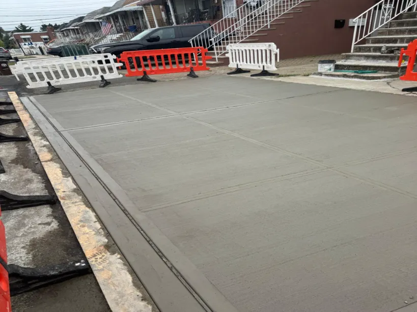 demonstration of a fixed sidewalk